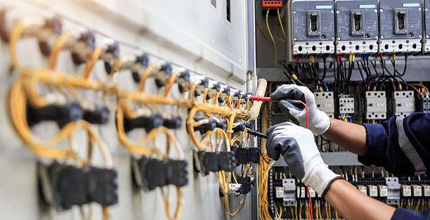 Professional Electrician technician working in Okemah, OK